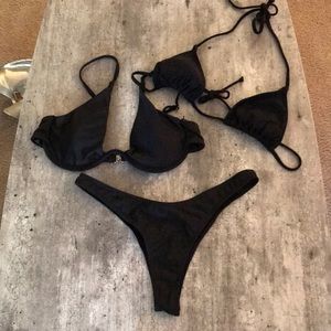 Black bikini! 2 Tops!!